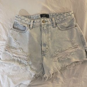 Abercrombie and Fitch Jean shorts size 26/2 light wash ripped high waisted